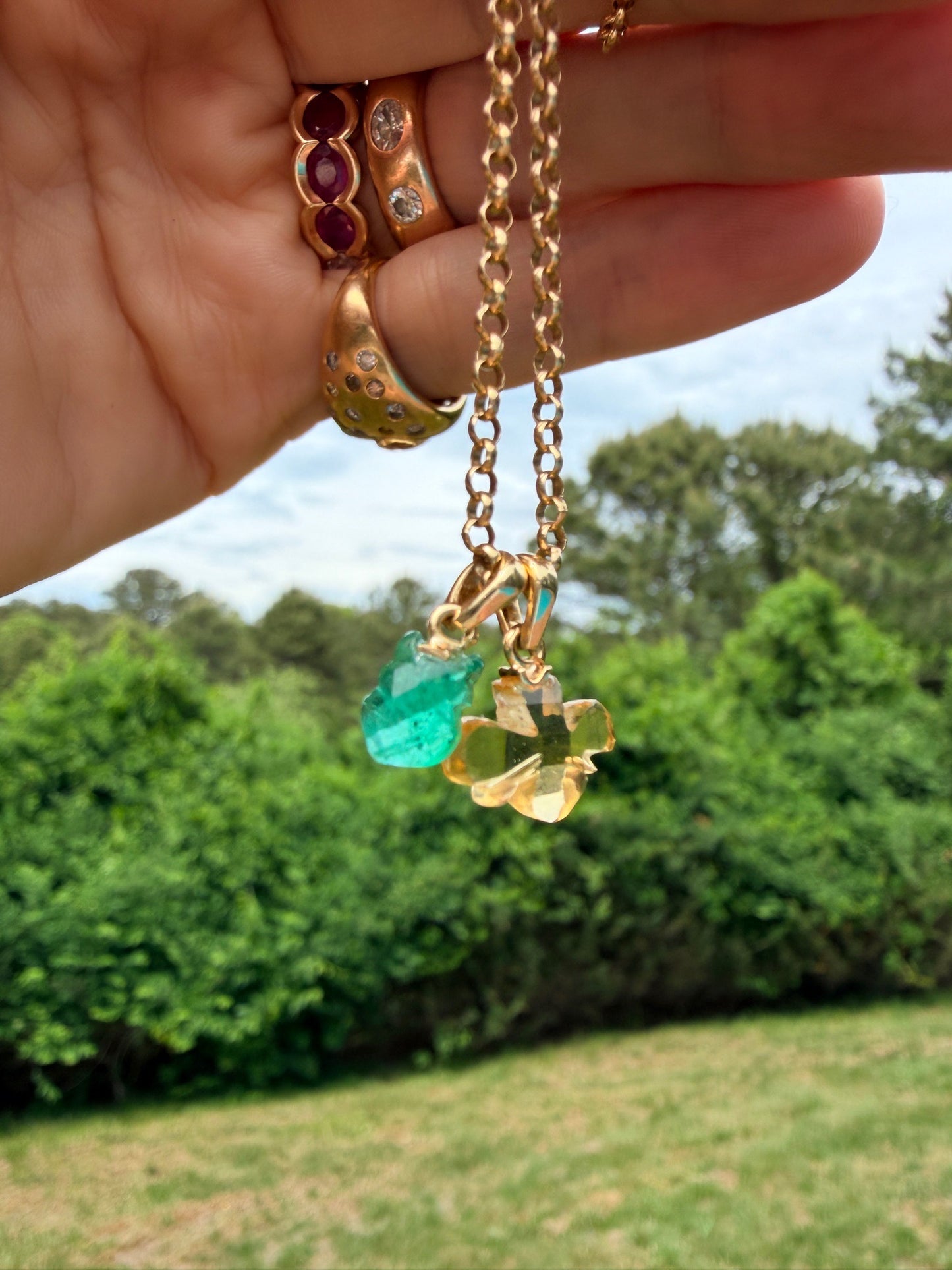 Sweet Honey Bee Charm